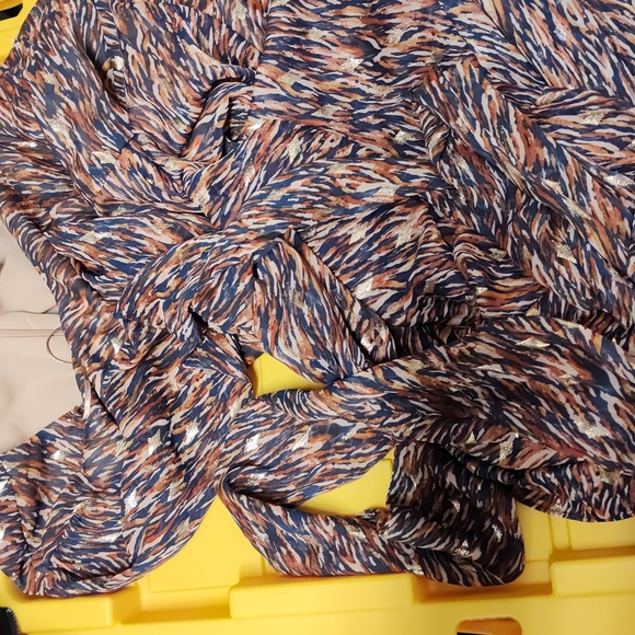 Vince Camuto Plus Size Metallic Printed Maxi Dress - Classic Navy 2x/3X - Picture 7 of 12